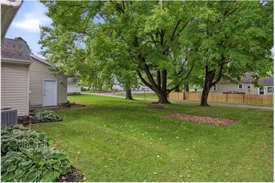 837 Hopwood Avenue, Menomonie, WI 54751 - Photo 30