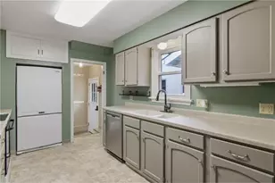 837 Hopwood Ave, Menomonie, WI 54751 - Photo 6