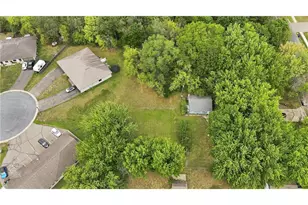 401 S Division St, Roberts, WI 54023 - Photo 20