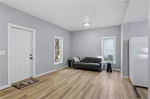 2015 2nd St, Eau Claire, WI 54703 - Photo 4