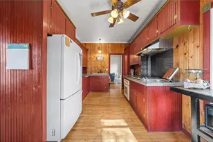 203 Pine St, Glenwood City, WI 54013 - Photo 16