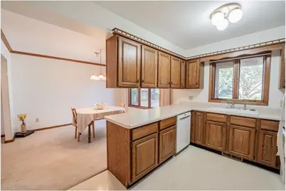 3379 Southgate Court #B, Eau Claire, WI 54701 - Photo 8
