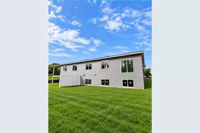 1114 West Locust Street, River Falls Township, WI 54022 - Photo 4