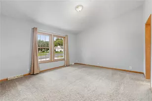 1027 Prairie Cir, Menomonie, WI 54751 - Photo 14