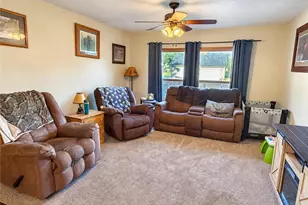 1314 Tainter St, Menomonie, WI 54751 - Photo 8