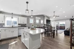 3501 Cambridge Pl, River Falls, WI 54022 - Photo 4