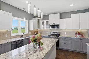 1611 92nd St, New Richmond, WI 54017 - Photo 14