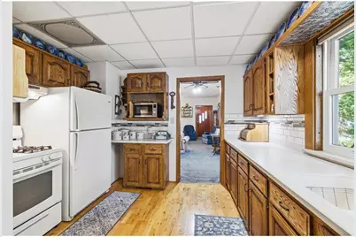 533 E Maple Street, River Falls, WI 54022 - Photo 8