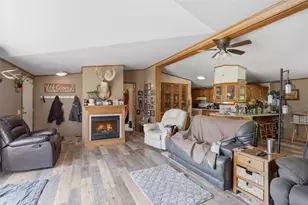 1041 220th Ave, New Richmond, WI 54017 - Photo 6