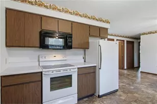435 Main St, Boyceville, WI 54725 - Photo 8
