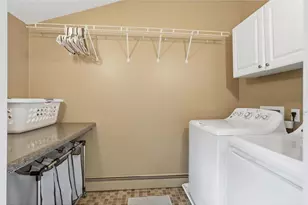 317 Sherwood Forest, Kinnickinnic Township, WI 54022 - Photo 30