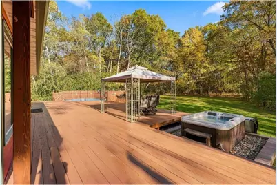 317 Sherwood Forest, Kinnickinnic Township, WI 54022 - Photo 34