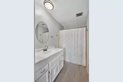 2690 Oxford Street #219, Roseville, MN 55113 - Photo 18