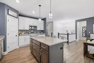 3129 Glasgow St, River Falls, WI 54022 - Photo 10