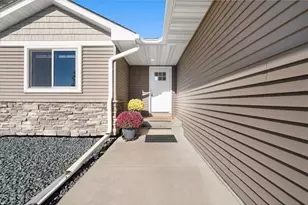 1718 109th Ave, Hammond Township, WI 54015 - Photo 4