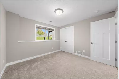 1718 109th Avenue, Hammond Township, WI 54015 - Photo 32