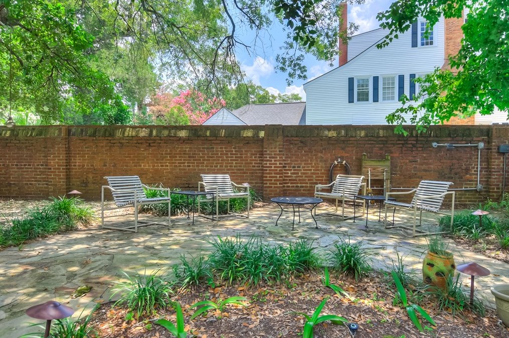 432 Whiskey Rd, Aiken, SC 29801-4833