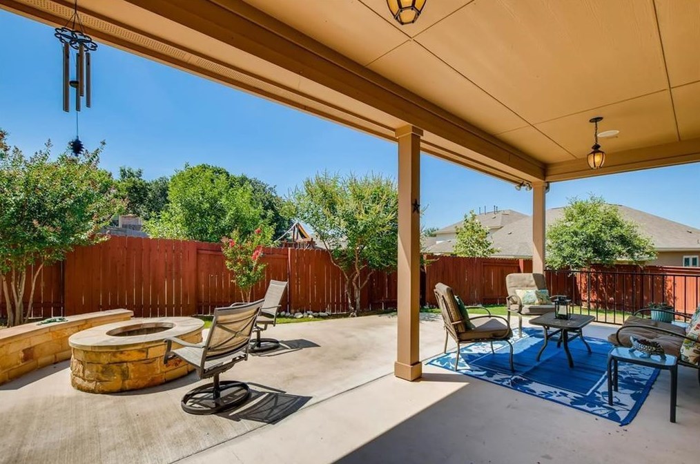 2137 Granite Hill Dr, Leander, TX 78641-4942