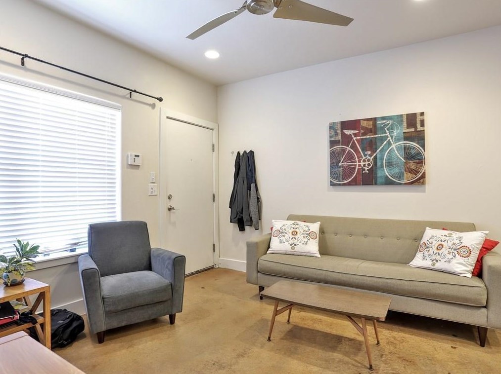 1807 Poquito St Apt 24, Austin, TX 78702