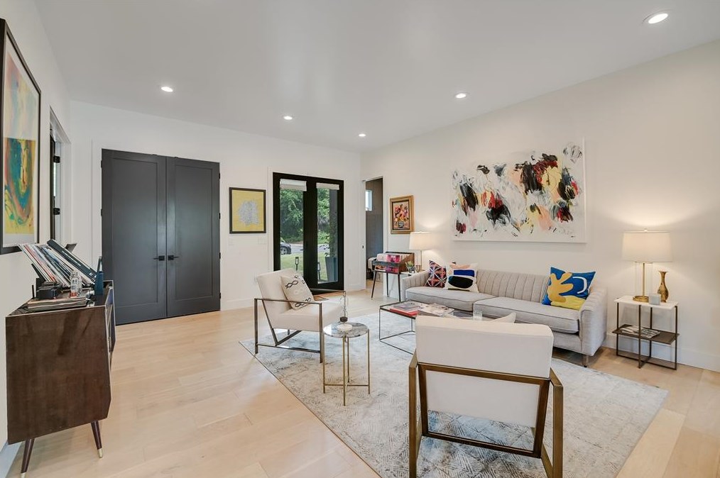 2403 E 14th St #a, Austin, TX 78702
