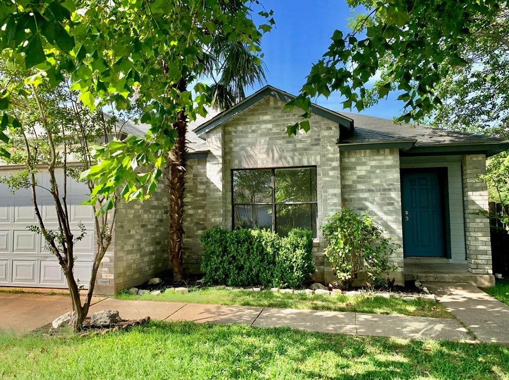 2907 Donnell Dr, Round Rock TX  78664-5700 exterior