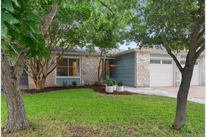 7605 Clydesdale Dr - Photo 1