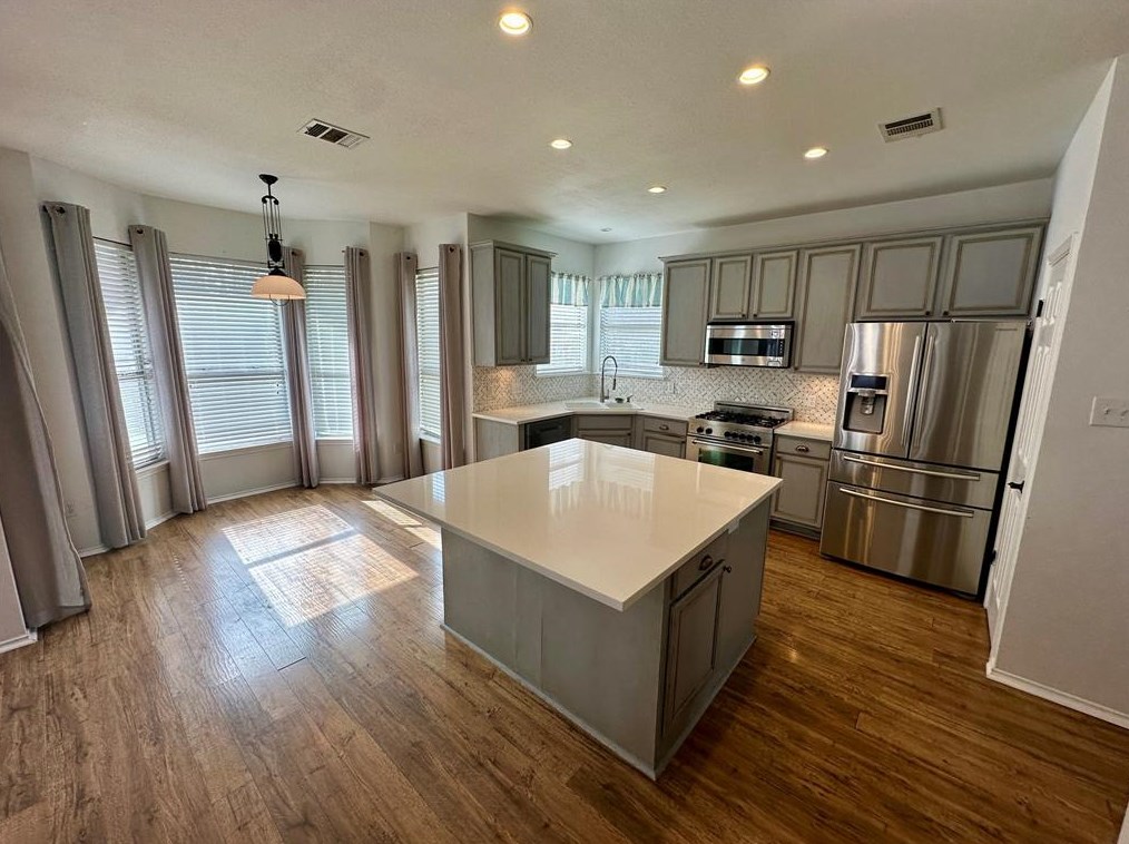 7017 Dagon Dr, Austin TX  78754-5762 exterior