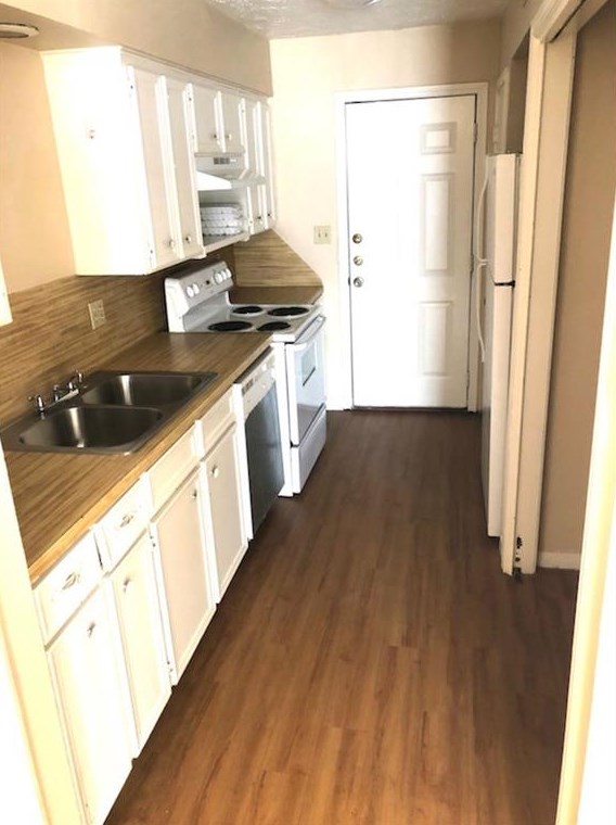908 Lbj Dr, San Marcos, TX 78666-3635