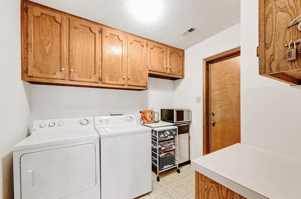 104 Timpanagos Dr, Austin TX 78734-4557 exterior