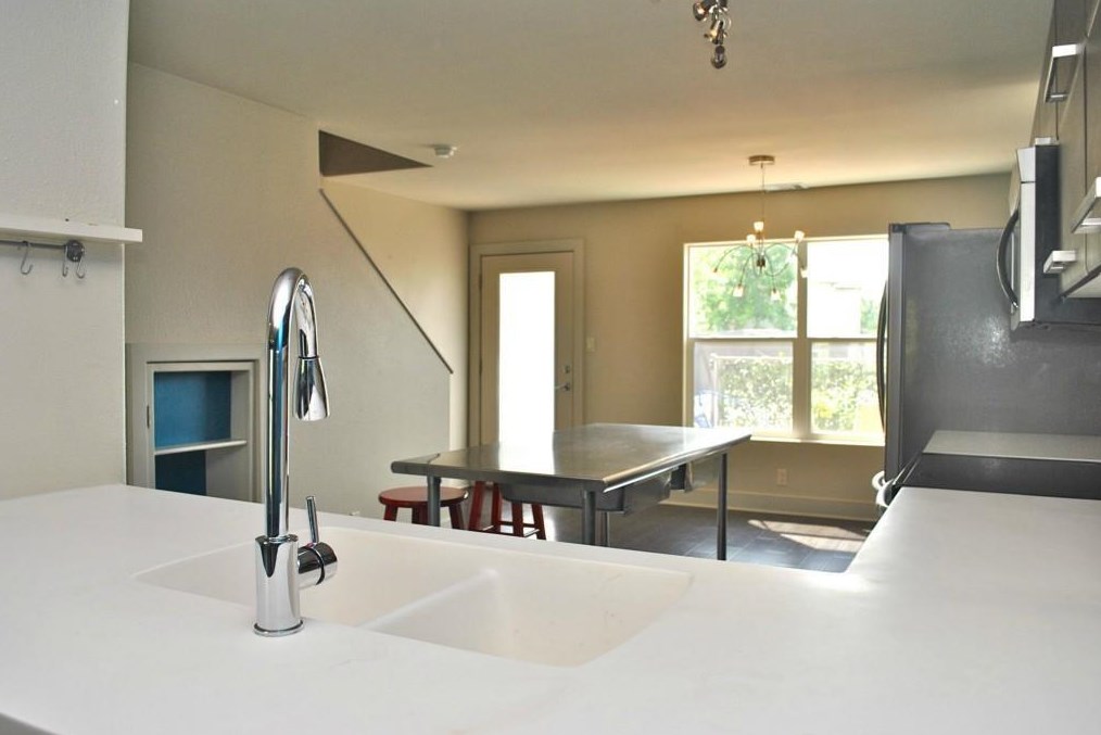 1101 Grove Blvd #506, Austin, TX 78741