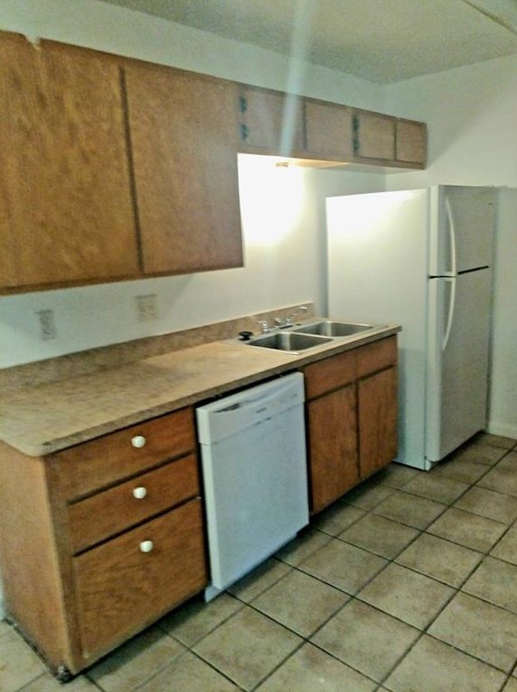 8221 Sam Rayburn Dr, Austin TX  78753-6059 exterior