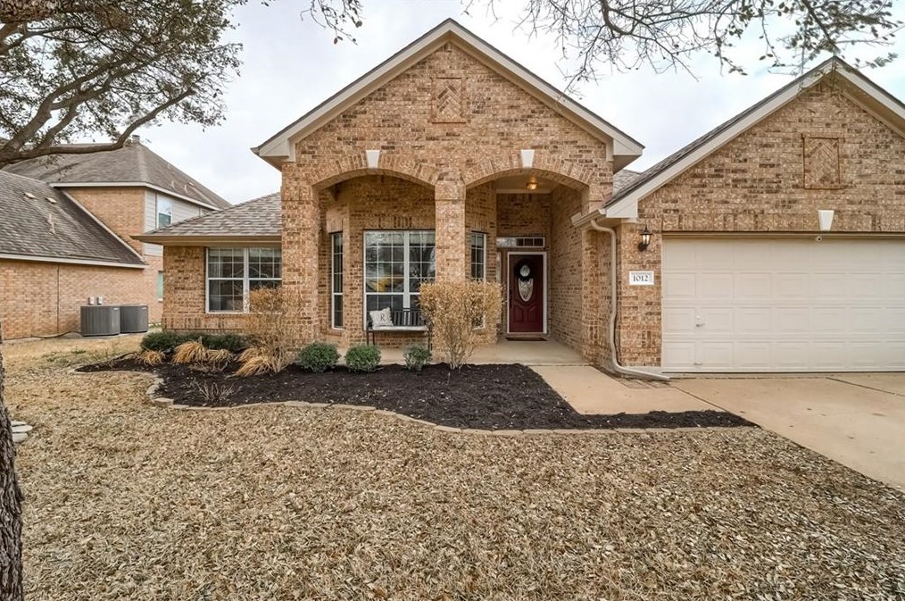 1012 Rutherford Dr, Leander, TX