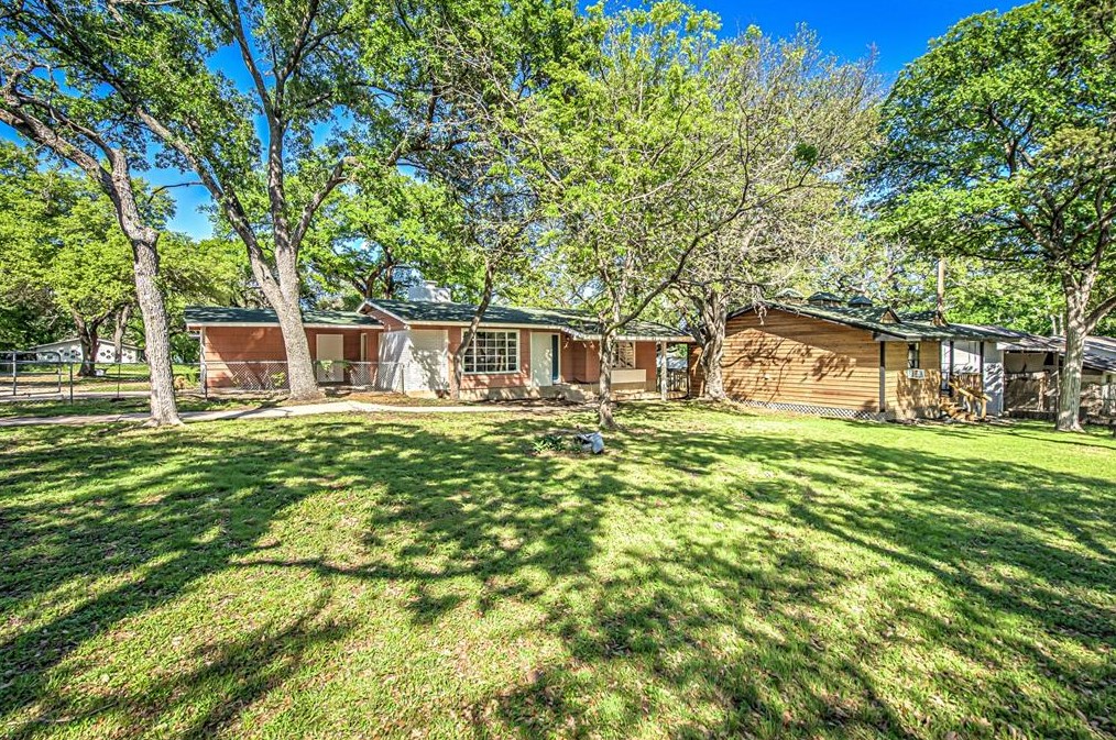 1918 Berkeley Ave, Austin TX  78745-4905 exterior