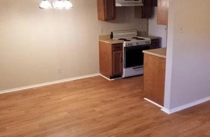 2115 Courtney St # B, Austin, TX
