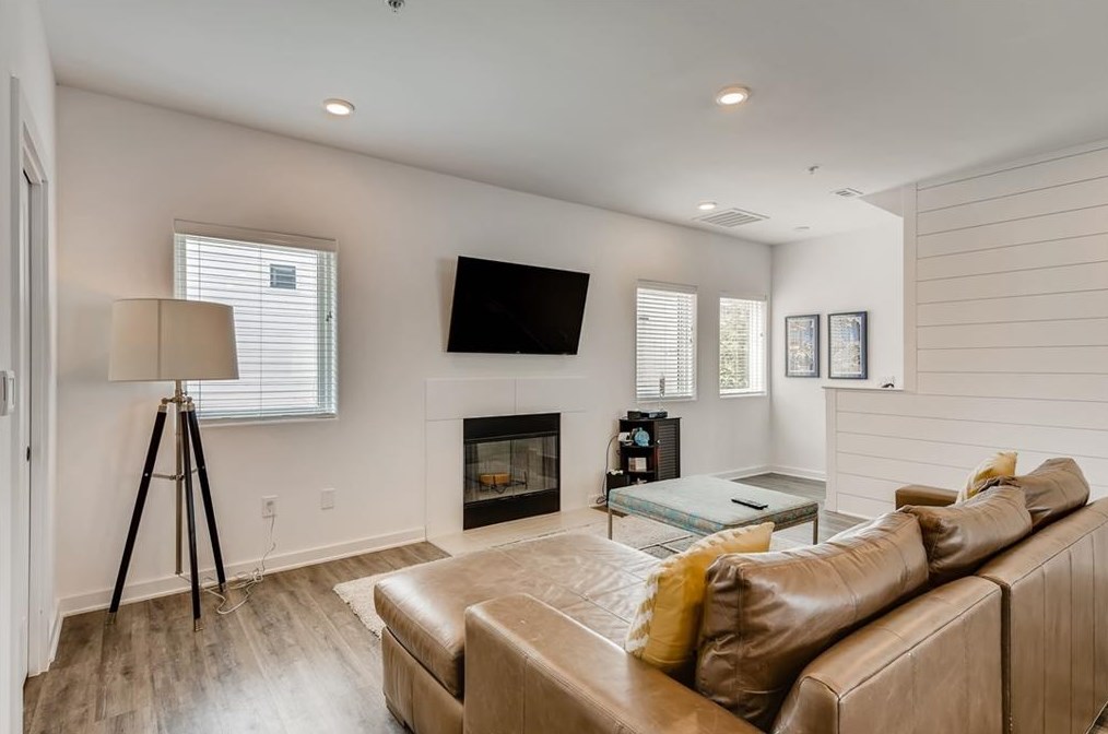 5924 S Congress Ave #55, Austin, TX 78745