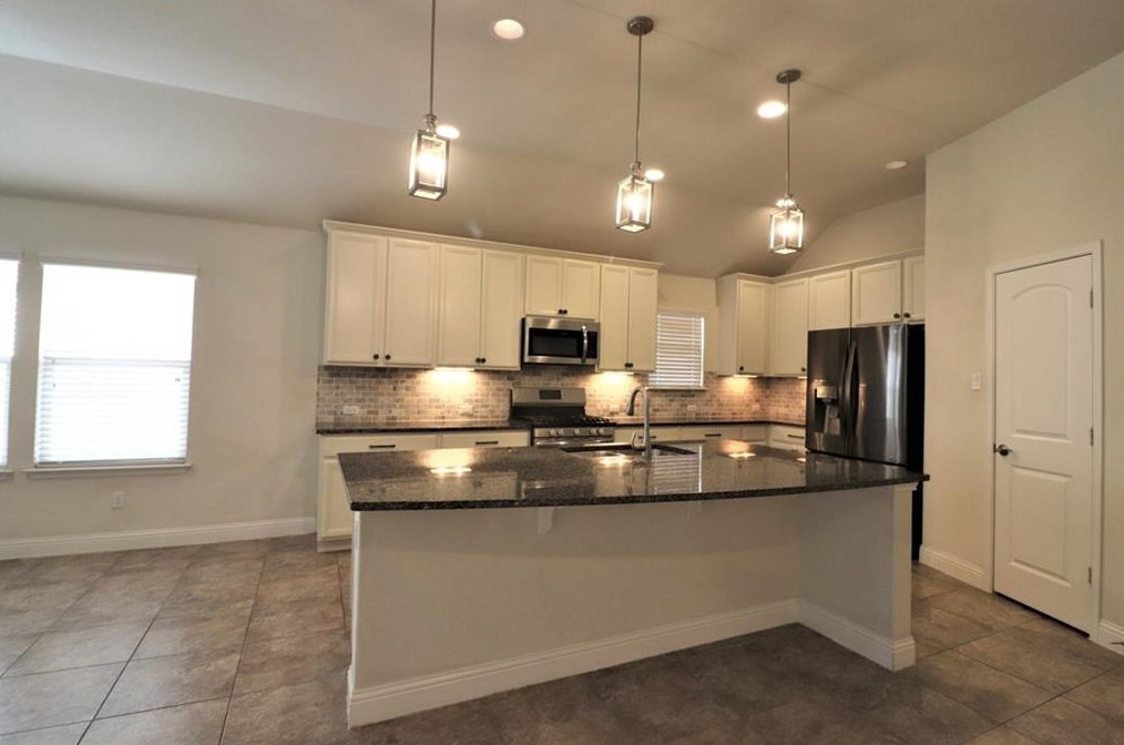 2033 Elaina Loop, Leander, TX 78641-2720