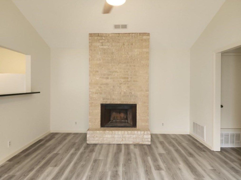 807 Lloyd Ln #b, Webberville, TX 78621