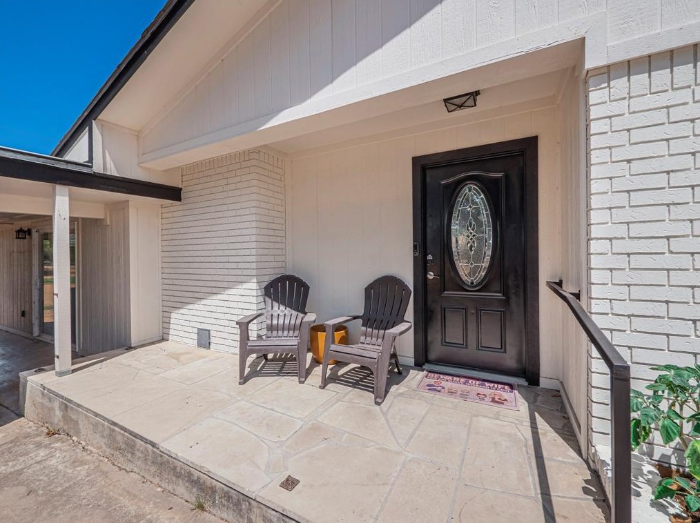 3201 Oak Rdg Dr, Cypress Mill TX  78654-4181 exterior