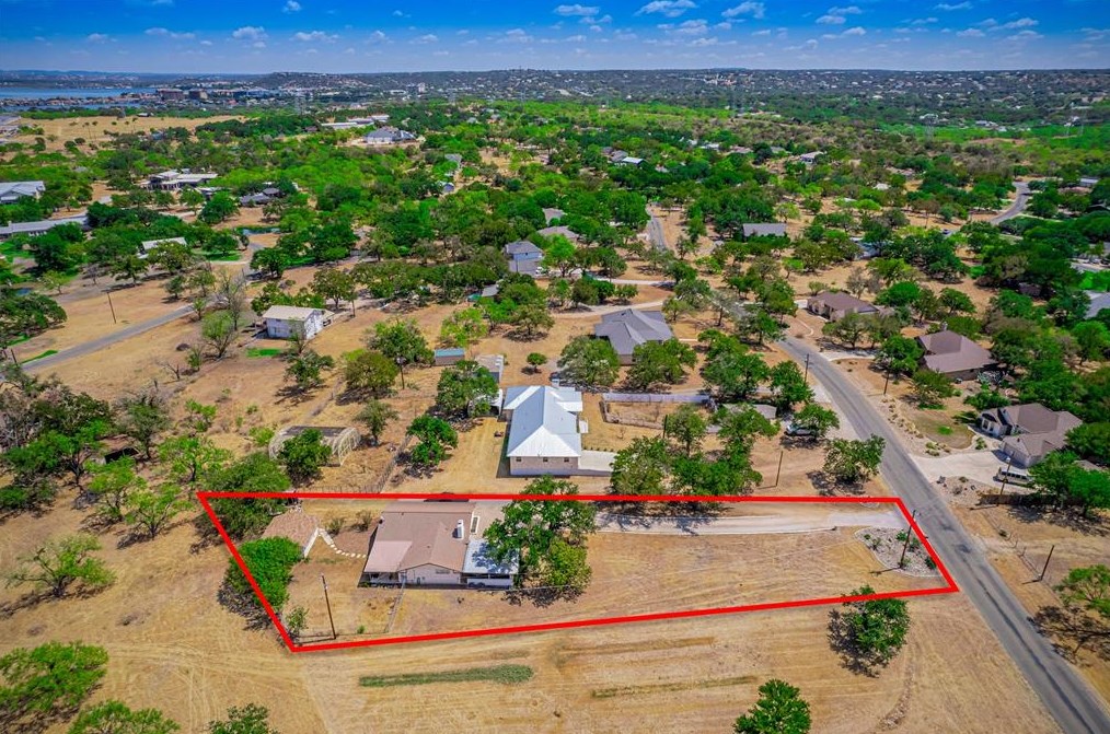 3201 Oak Rdg Dr, Cypress Mill TX  78654-4181 exterior