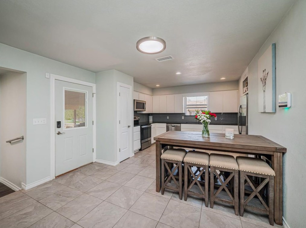 3201 Oak Rdg Dr, Cypress Mill TX  78654-4181 exterior