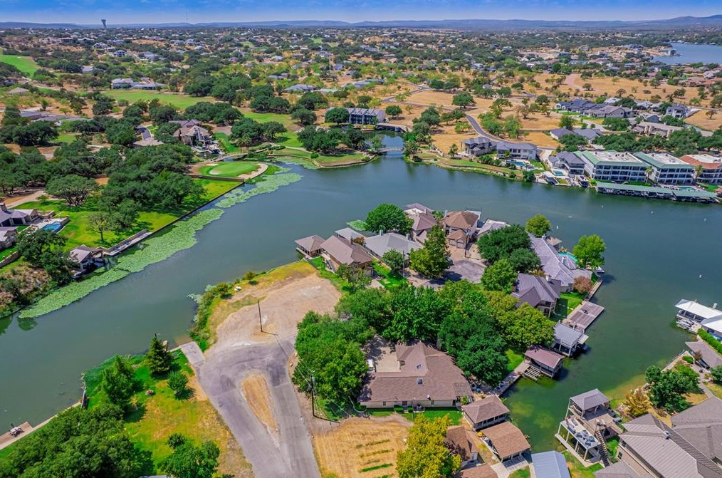 3201 Oak Rdg Dr, Cypress Mill TX  78654-4181 exterior