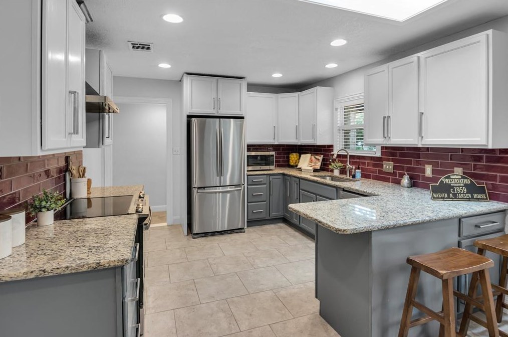 202 18 St, Georgetown TX 78626-8002 exterior