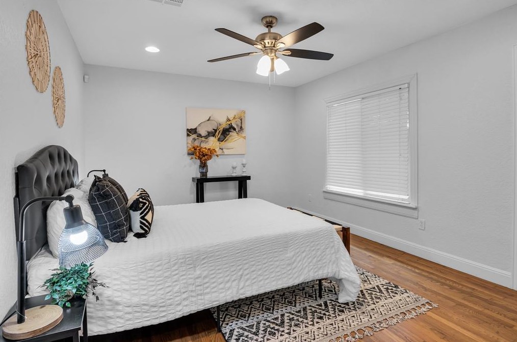 202 18 St, Georgetown TX 78626-8002 exterior