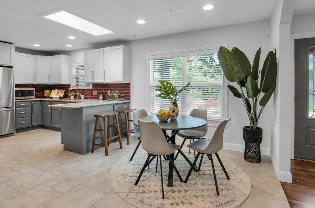 202 18 St, Georgetown TX 78626-8002 exterior