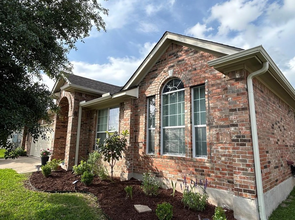 19308 Sea Is Dr, Pflugerville TX 78660-5360 exterior