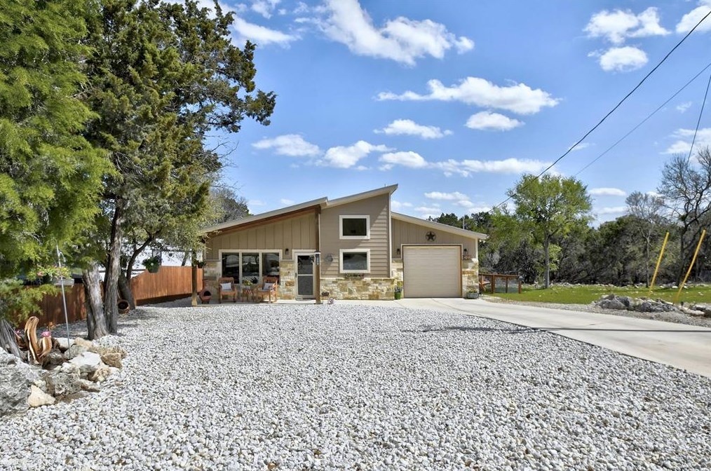 1288 Winding Creek Trl, Spring Branch, TX 78070-5320