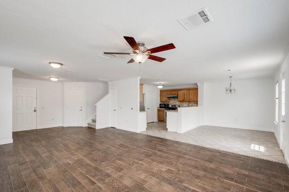 8705 Davis Oaks Trl, Austin, TX 78748