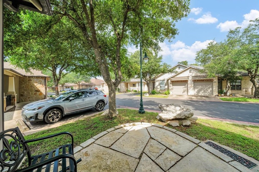 6801 Beckett Rd, Austin TX  78749-2005 exterior