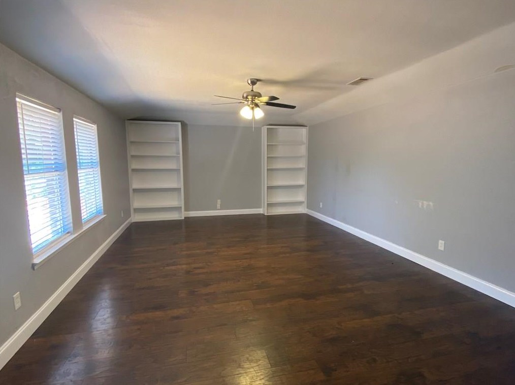 301 W Metcalfe St, Monadale, TX 78634