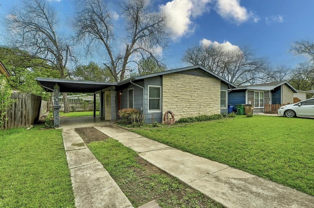 3202 Kay St, Austin, TX 78702-3136